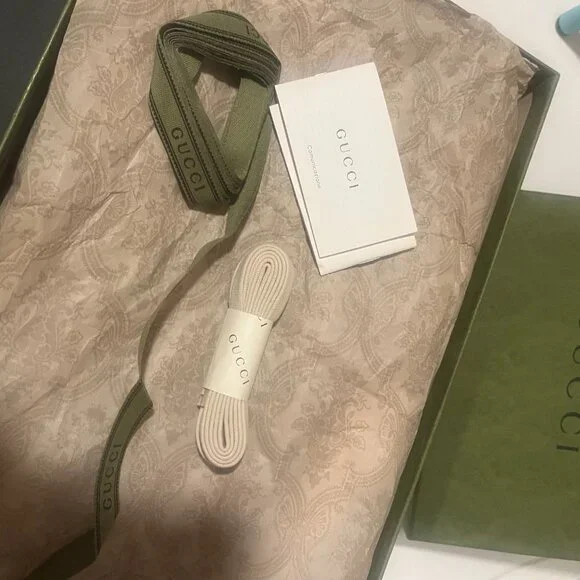 GUCCI - Men's Size: 10 Monogram 1977 Tennis Sneakers